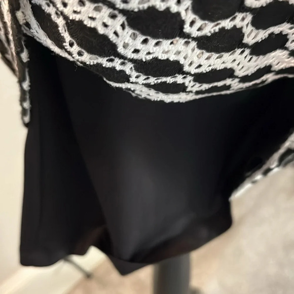 Black White Crochet Lined Summer Lightweight Knee Casual Dress Halter Top Medium - Picture 5 of 8
